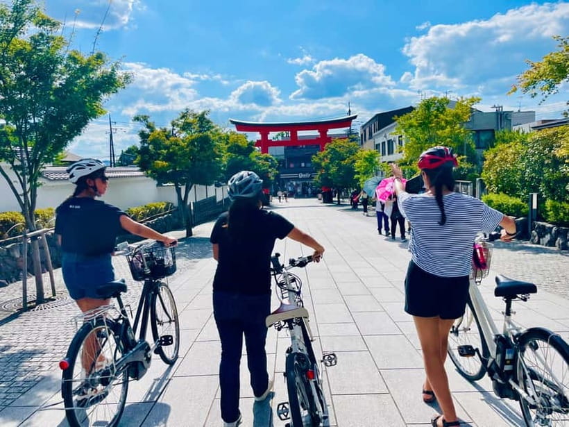 Kyoto: Fushimi Inari Shrine and Tofukuji Temple E-Bike Tour - Kyoto suburb streets: seeing daily life instead of only big monuments