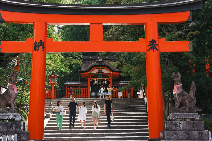 Kyoto: Fushimi Inari Taisha Shrine Walking Tour with Guide - Who this tour is best for
