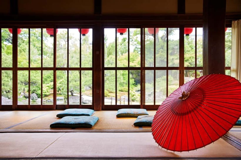 Kyoto : Geiko Maiko Dance of Kyoto & Visits of Gion Museum - Chisen water garden and Art Cafe: where the visit breathes