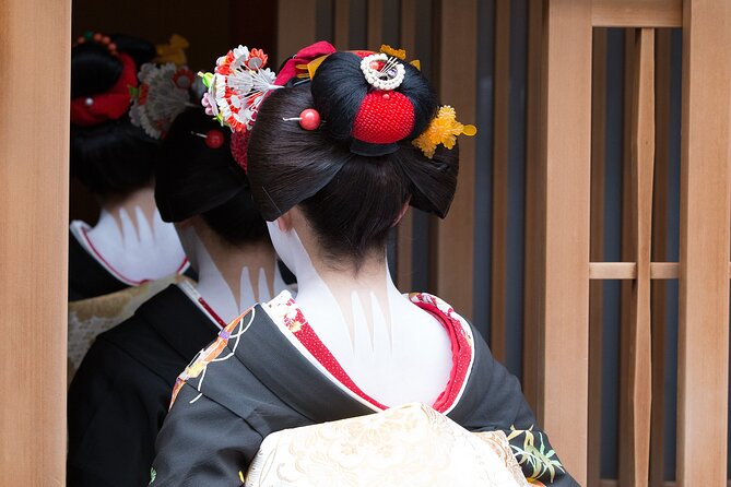 Kyoto Geisha District Walking Tour in Gion - Gion Shirakawa canal: where the neighborhood turns tranquil
