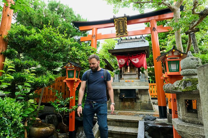 Kyoto Gion: 2-Hour Geisha Culture & History Walking Tour - Pontocho and the Kamogawa River, Where Gion Eats and Breathes