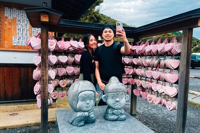 Kyoto: Gion and Geisha District Walking Tour - Yasui-Konpiragu Power Stone: a shrine stop with a twist