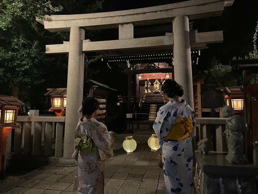 Kyoto: Gion & Geisha District Night Time Walking Tour - Why this Gion night walk feels different than daytime