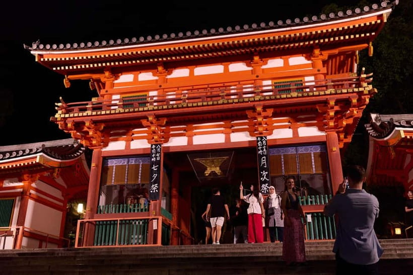 Kyoto: Gion Geisha District Walking Tour - Stories of Geisha - Guide skills that turn a walk into a real cultural lesson