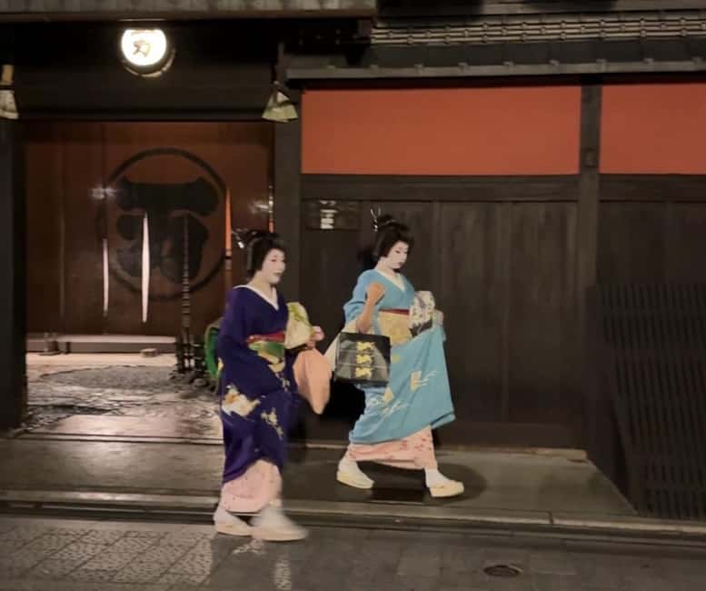 Kyoto: Gion Magical Night Walking Tour with Geisha Trivia - Why Gion Feels Different at Night