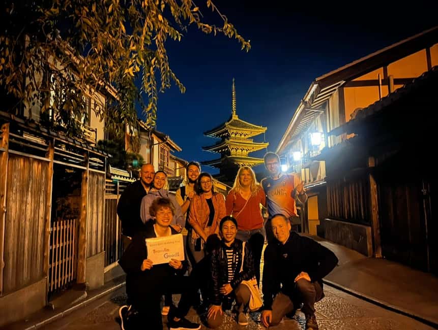 Kyoto: Gion Magical Night Walking Tour with Geisha Trivia - Hanamikoji and Geisha Trivia, Without the Stereotypes