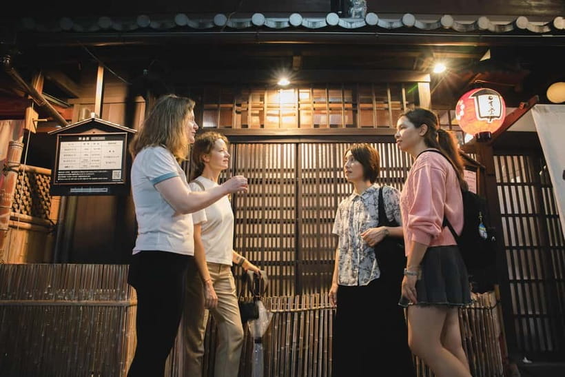 Kyoto: Gion World of the Geisha Guided Walking Tour - Key things to know before you go