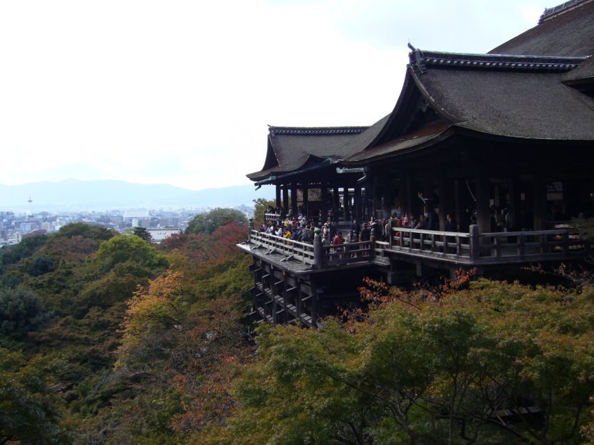 Kyoto Highlights 7-Hour Private Guided Tour - Southeast Route: Sake Brewery as a Fun Starter