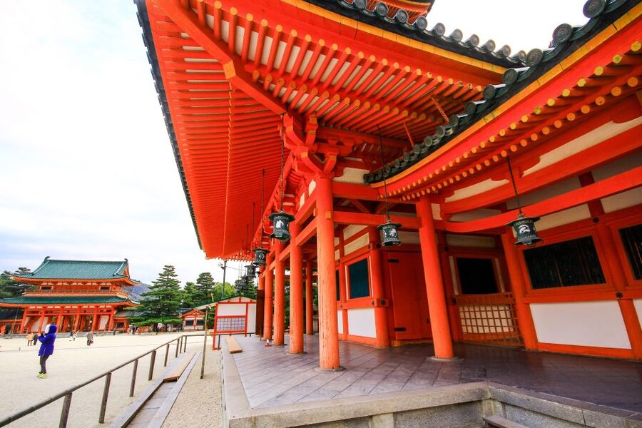 Kyoto: Imperial Palace & Nijo Castle Guided Walking Tour - Who Should Book This Kyoto Imperial Pair, and Who Should Skip It