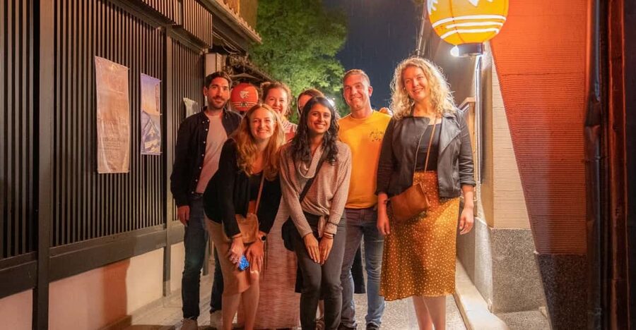 Kyoto: Izakaya Bars Guided Walking Tour - The 3-hour flow: where the night starts and how the walking feels