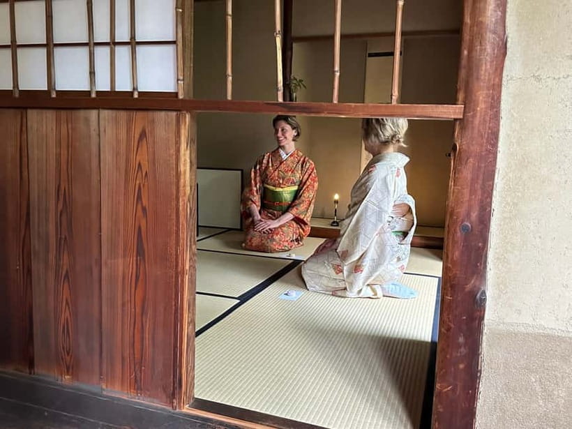 Kyoto: Kimono and Tea Ceremony Experience at Cultural Asset - Tea ceremony with a tea master in a traditional townhouse