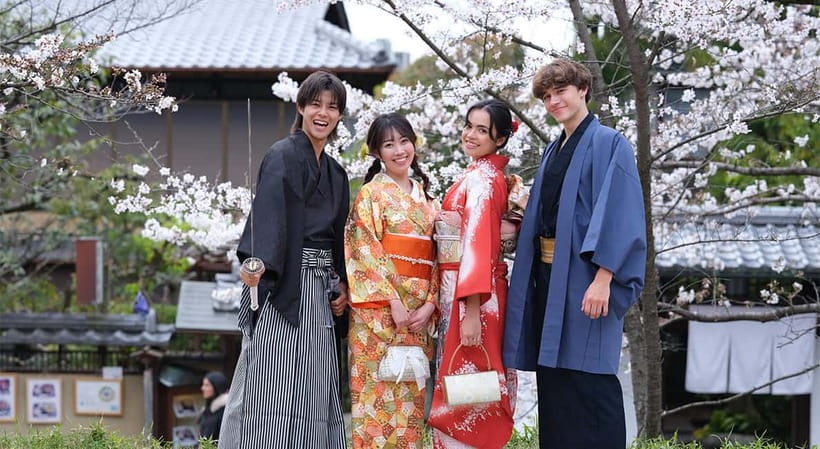 Kyoto Kimono Rental mimosa ｜Kimono/Yukata Rental Couple Plan - Your kimono or yukata choices, and what staff can help with