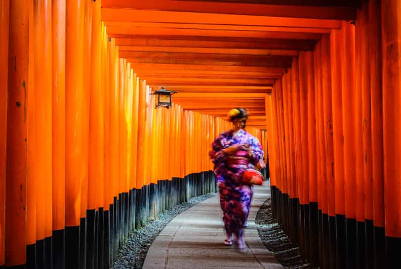 Kyoto: Kiyomizu-dera, Fushimi Inari & Gion Geisha District - A 4-hour Kyoto walk that strings together three icons