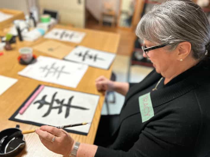 Kyoto: Local Home Visit and Japanese Calligraphy Class - Kyoto calligraphy in a real home near Nijo Castle