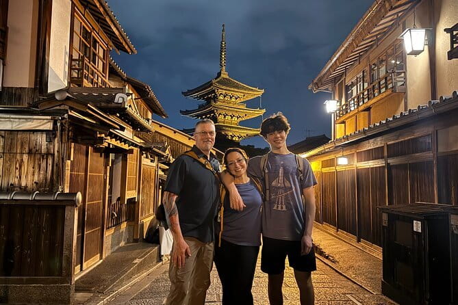 Kyoto Magical Night English Tour: Gion & Fushimi Inari Shrine - Gion after dark: Hanamikoji Street and the feeling of old Kyoto