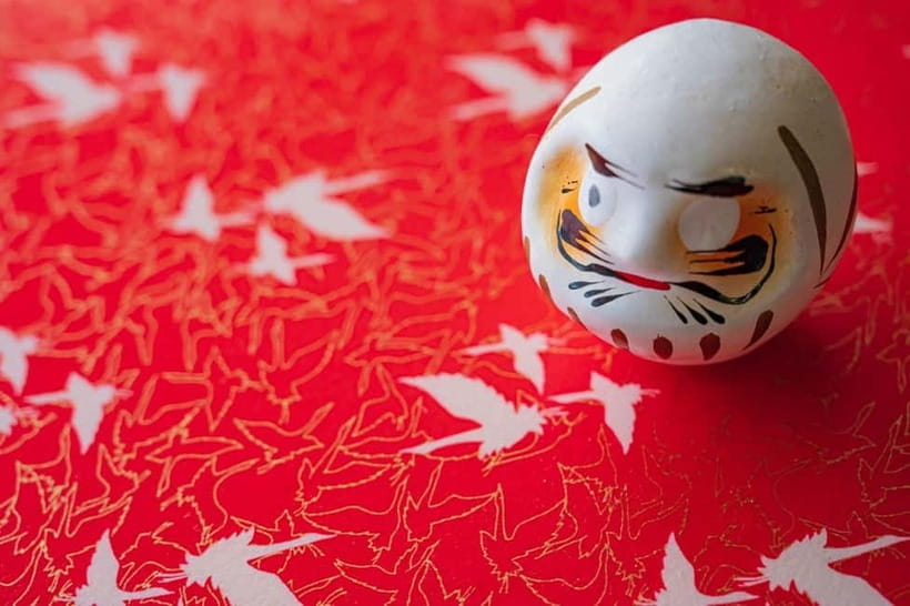 Kyoto: Make Your Own "Daruma" Craft & Painting Workshop - The best included break: tea and traditional sweets with May
