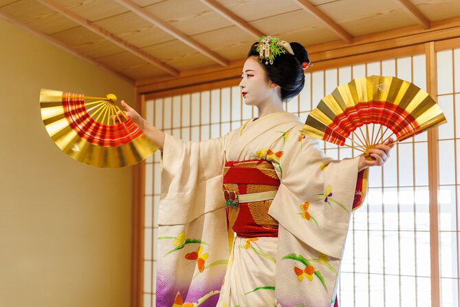Kyoto: Meet the Geisha Maiko with Gion Walking Tour - Meeting a maiko and retired geiko: what the conversation is really for