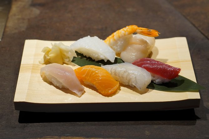Kyoto Night Foodie Tour in Gion (9+ dishes + 6 Sake tastings) - Stop 1: Gion and the Gion Shirakawa area, with obanzai-style Kyoto plates