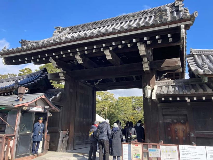 Kyoto: Nijo Castle and Kyoto Imperial Palace Guided Tour - Nijo Castle and Ninomaru Palace: Power Made of Details