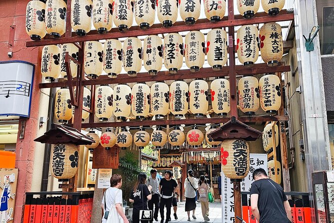 Kyoto Nishiki Market & Depachika: 2-hours Food Tour with a Local - Nishiki Market and Depachika: Kyoto’s two-part food route