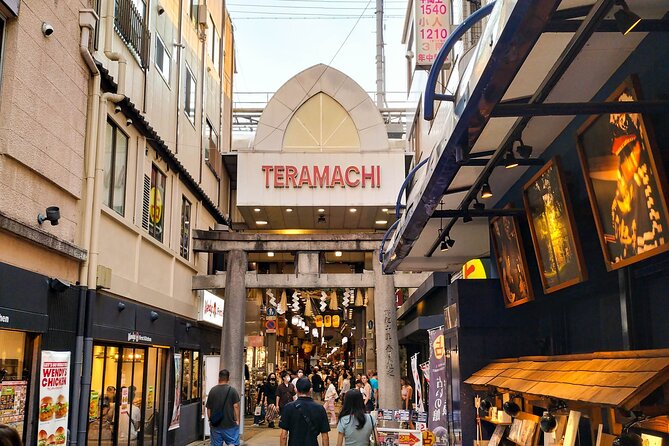 Kyoto Nishiki Market & Depachika: 2-hours Food Tour with a Local - Which guide style will match you best?