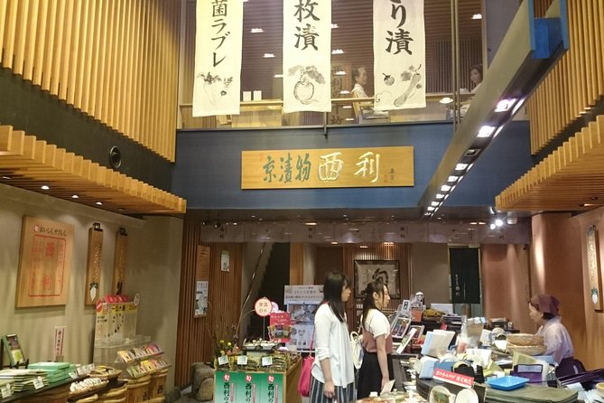 Kyoto Nishiki Market Food and Culture Walking Tour - Price and value: what $80.92 is really paying for