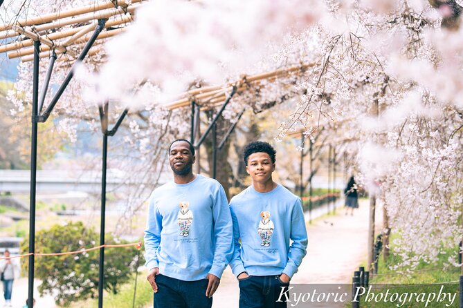 Kyoto Photo Shoot by Professional Photographer (77K Followers) - Price and value for a private group of up to 8
