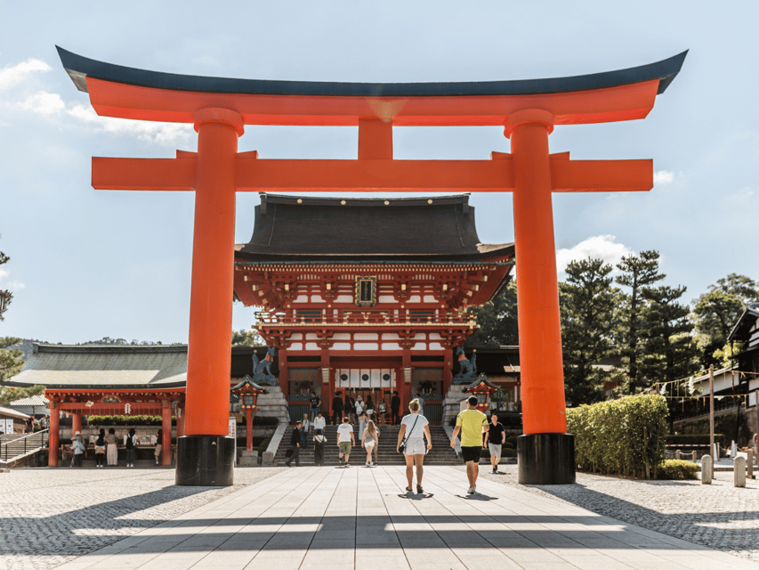 Kyoto: Private Customized Walking Tour with a Local Insider - Why a private walking tour works better in Kyoto than racing checklists