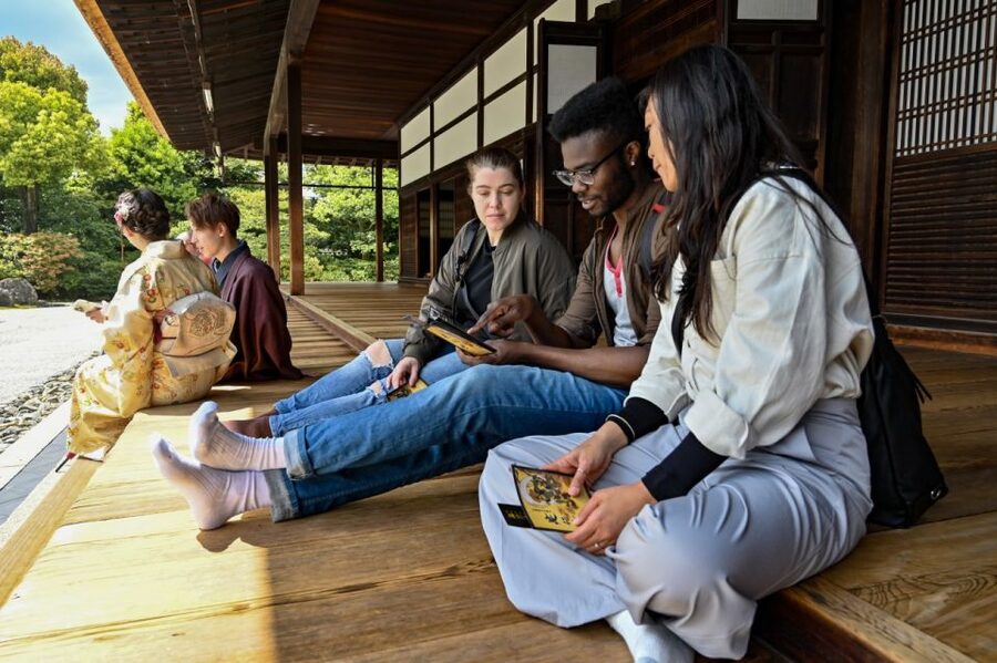 Kyoto: Private Customized Walking Tour with a Local Insider - Practical logistics: meeting point, walking time, and getting between sites