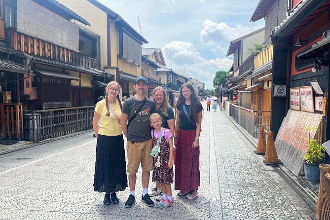 Kyoto Private Tour: One Day Highlights and Cultural Gems - Kennin-ji Temple: Where Zen Roots Feel Grounded