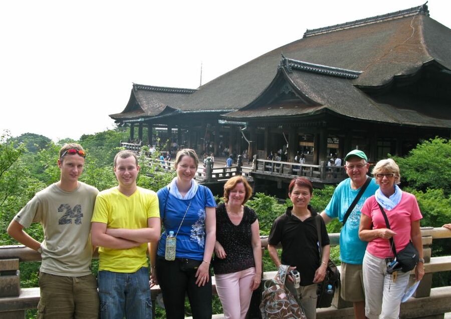 Kyoto: Private Tour with Local Licensed Guide - Kinkaku-ji Golden Pavilion and Kiyomizu-dera’s big city views