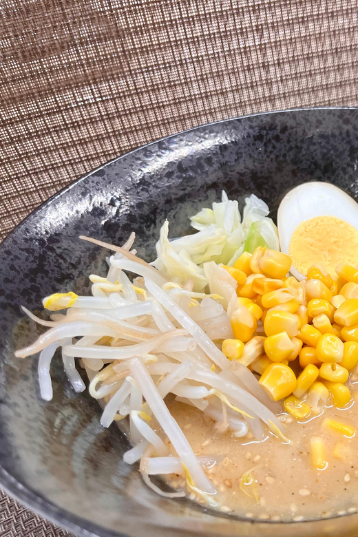 Kyoto: Ramen, Gyoza, and Onigiri Cooking Class - Kyoto ramen broth, gyoza, and onigiri in 90 minutes