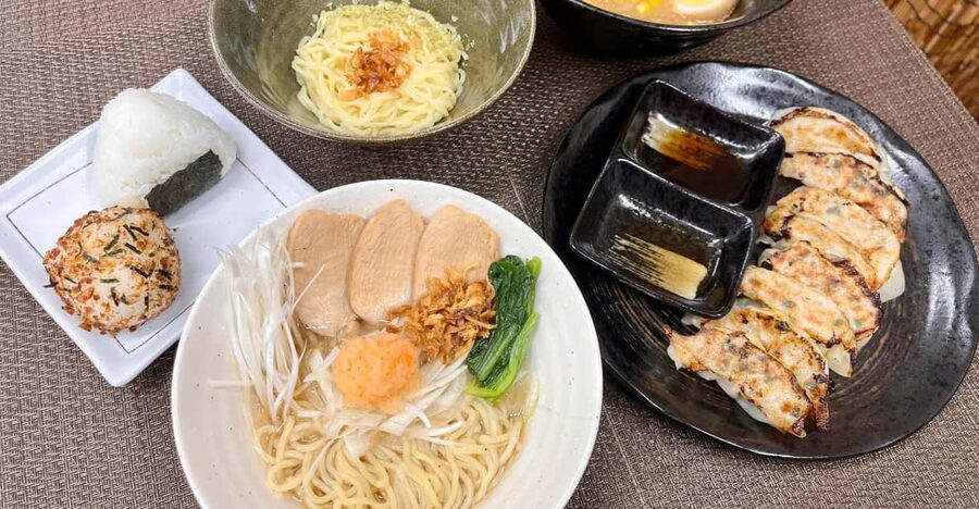 Kyoto: Ramen, Gyoza, and Onigiri Cooking Class - Where to meet: B1 Life Building, one street off the main drag