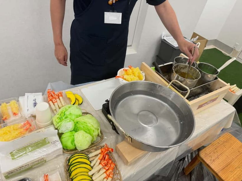 Kyoto: Replica food making experience - The 60 minute flow: from wax shaping to a tempura replica