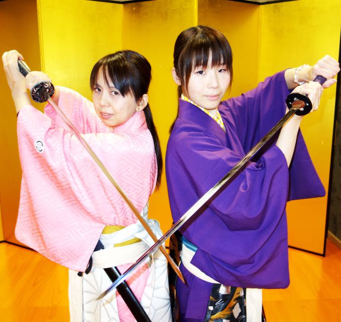 Kyoto: Samurai Sword Class by Experts in Traditional Arts - Finding Samurai Kembu Theater in Higashiyama