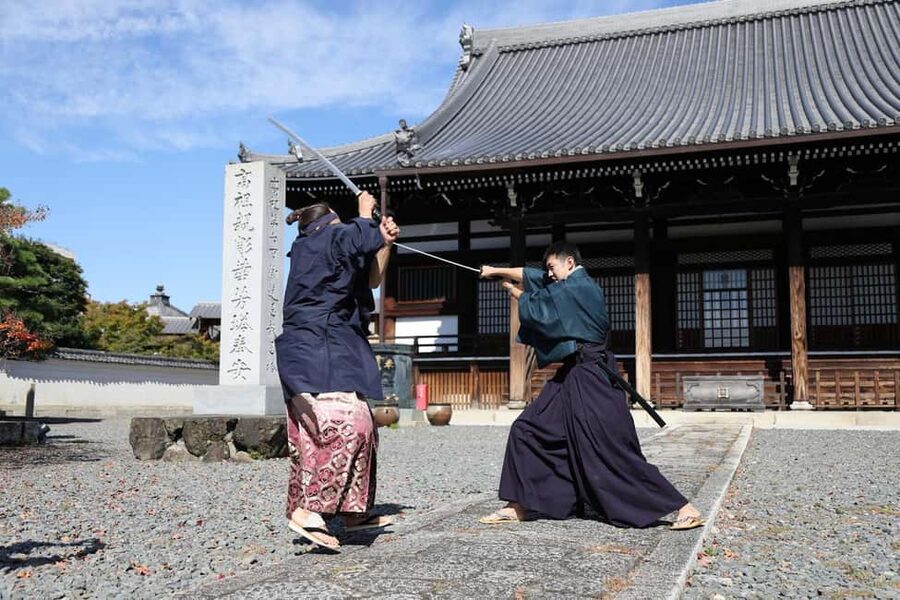 Kyoto: Samurai Sword & Kimono Action Filming Experience - Practical Tips: What to Bring and How to Get Better Footage