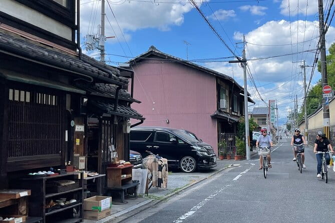 Kyoto Satoyama Cycling with Lunch and English Guide - Lunch at the right kind of guest house vibe