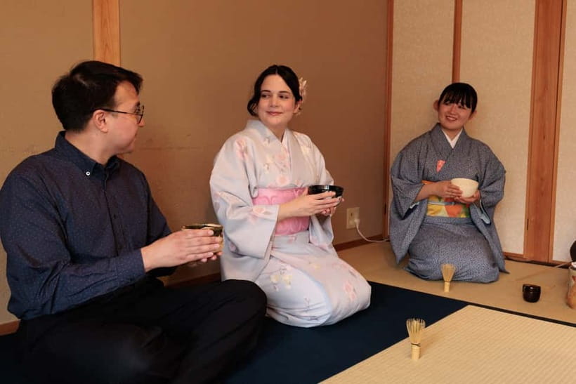 Kyoto: Tea Ceremony Experience - Making frothy matcha, with real guidance from your host