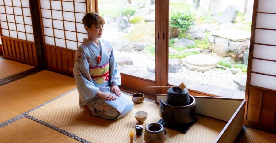 Kyoto: Tea Ceremony Ju-An at Jotokuji Temple - Grand Tearoom etiquette: shoes off, three steps, and seating options