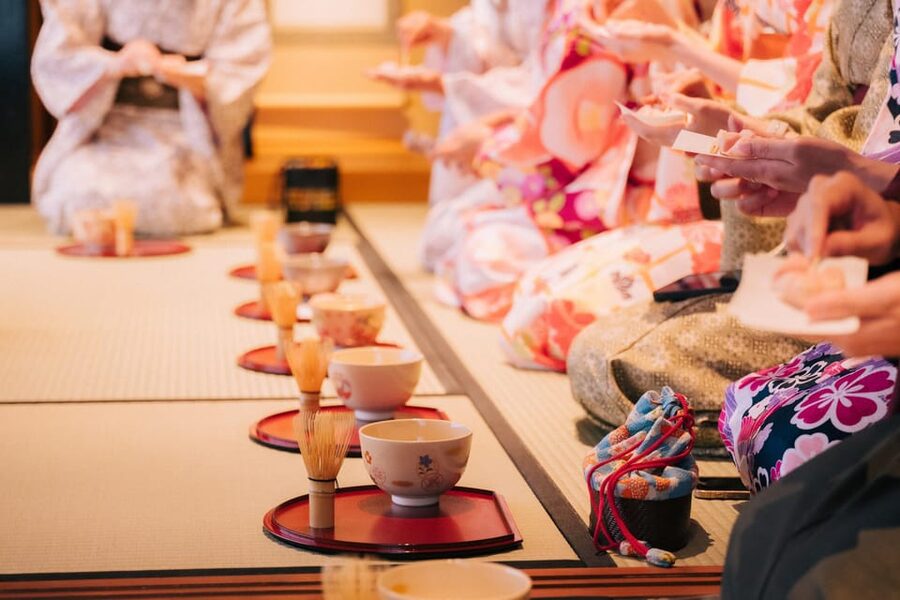 Kyoto: Tea Ceremony with Kimono and Photoshoot - Making matcha and learning the meaning behind the ritual