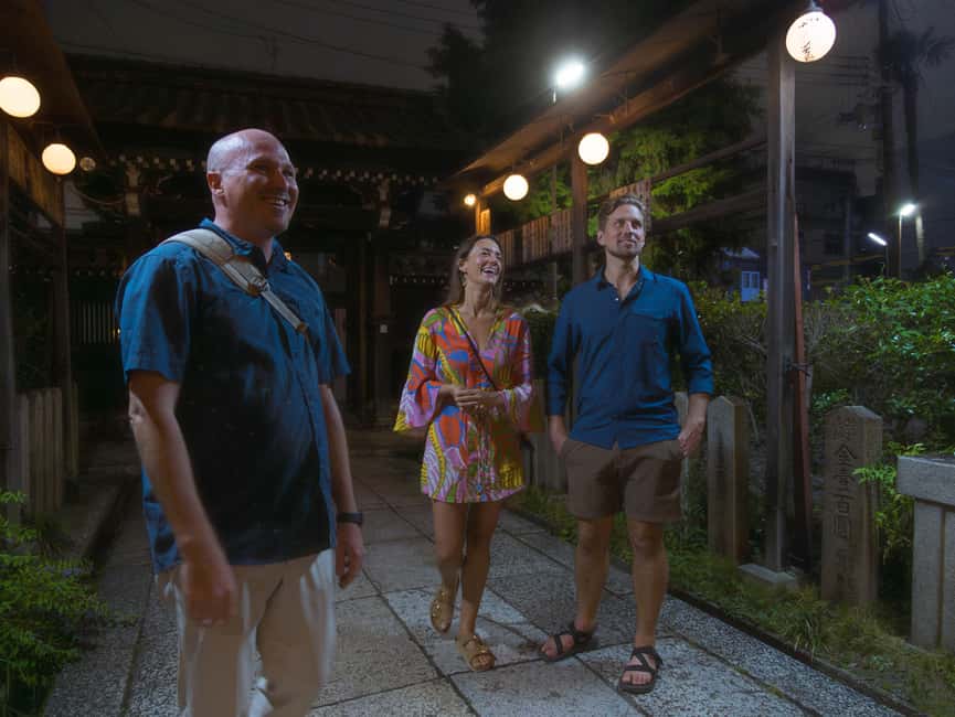 Kyoto: The Geisha Districts of Kyoto Walking Tour - Kenninji Temple, a short pause that resets your eyes