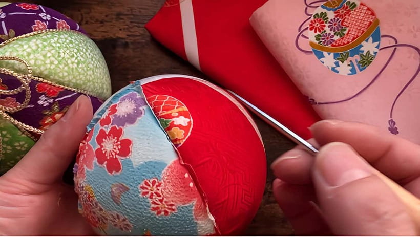 Kyoto: Traditional Kimono Fabric Handicrafts Workshop - The Included Drink and Traditional Sweet: A Nice Kyoto Reset
