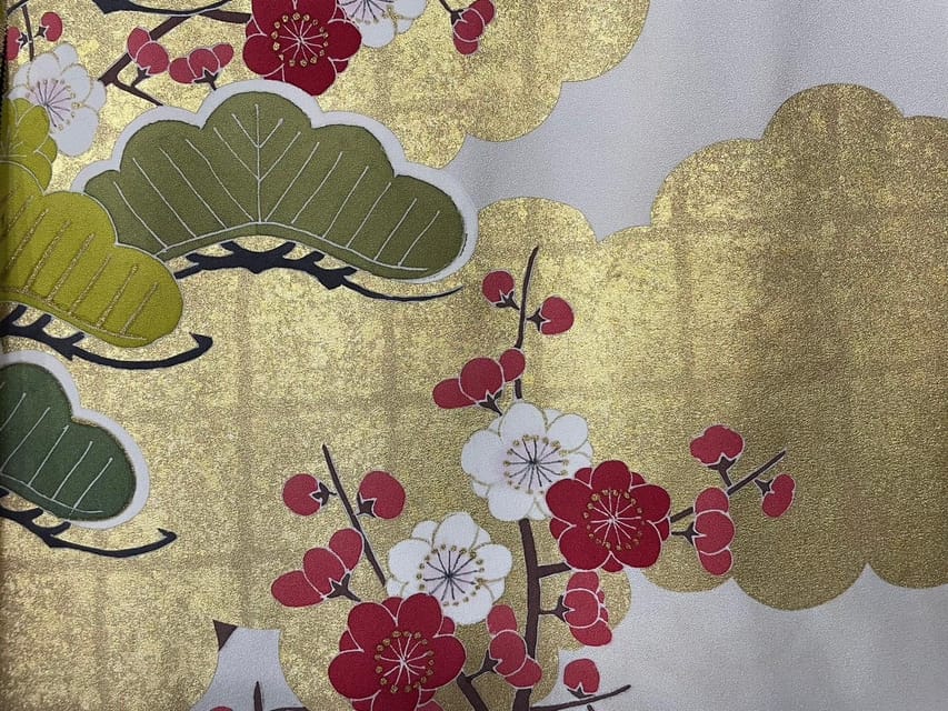 Kyoto: Traditional Yuzen Dyeing Experience - How your design starts: outlines, color picking, and artisan palette balancing