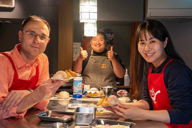 Kyoto Udon and Tempura Cooking Class with Professional Chefs - Starting at a 7-Eleven on Uraderachō, Kyoto