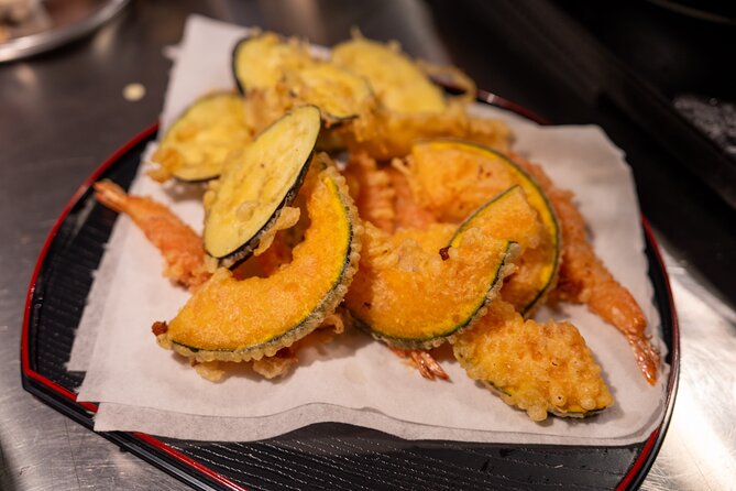 Kyoto Udon and Tempura Cooking Class with Professional Chefs - Tempura Frying: Getting Crispy and Golden With Guidance