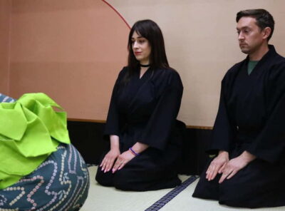 Learn Zen in a class of making Matcha tea near Osaka Castle