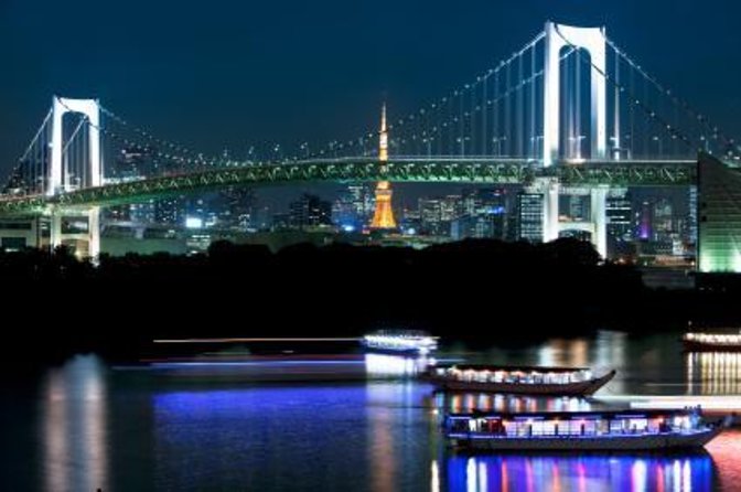 Luxury van Ride to famous car meet up spot Daikoku - Key highlights you will care about