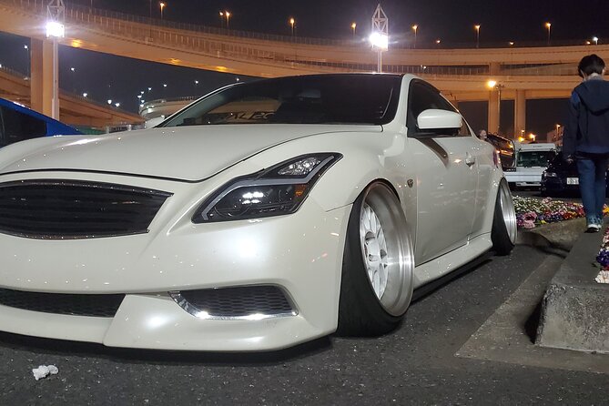 Luxury van Ride to famous car meet up spot Daikoku - Who should book this, and who should think twice