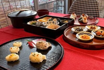 Make Rice Balls and Enjoy a Japanese Home-Style Lunch in Yanaka