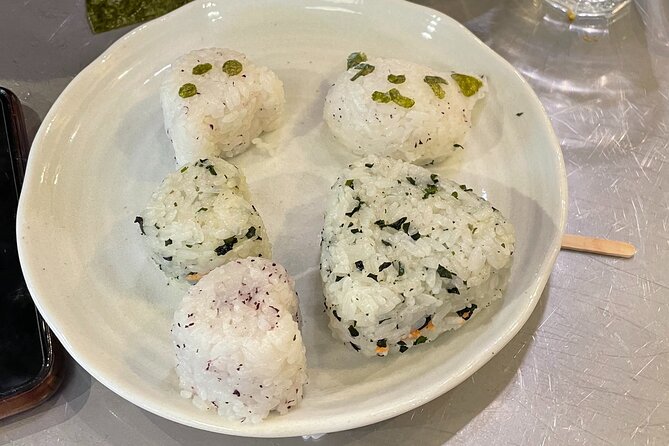 Make Rice Balls and Enjoy a Japanese Home-Style Lunch in Yanaka - Diet needs, allergies, and how to request vegan or vegetarian